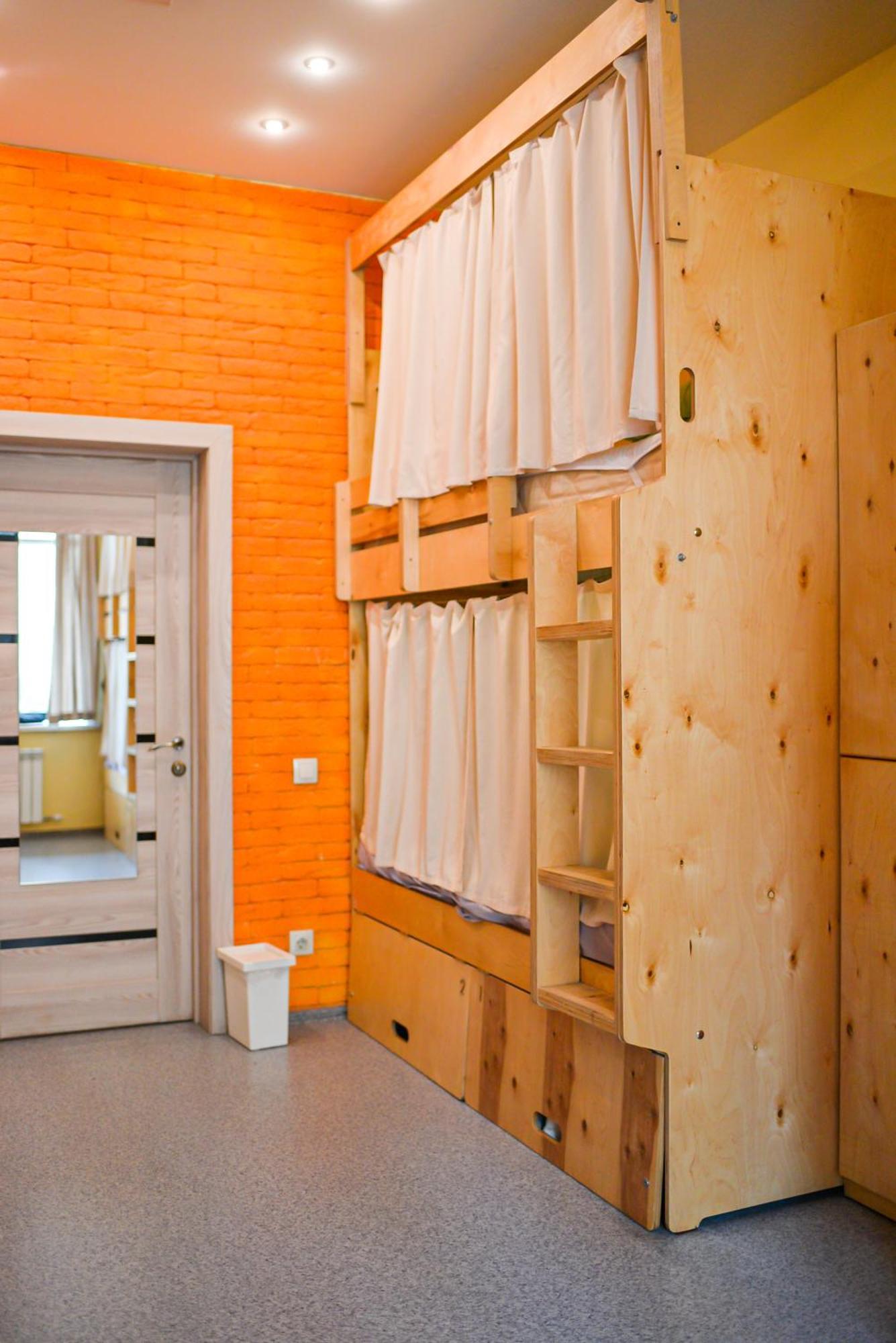 Hostel Forum 阿斯坦纳 外观 照片