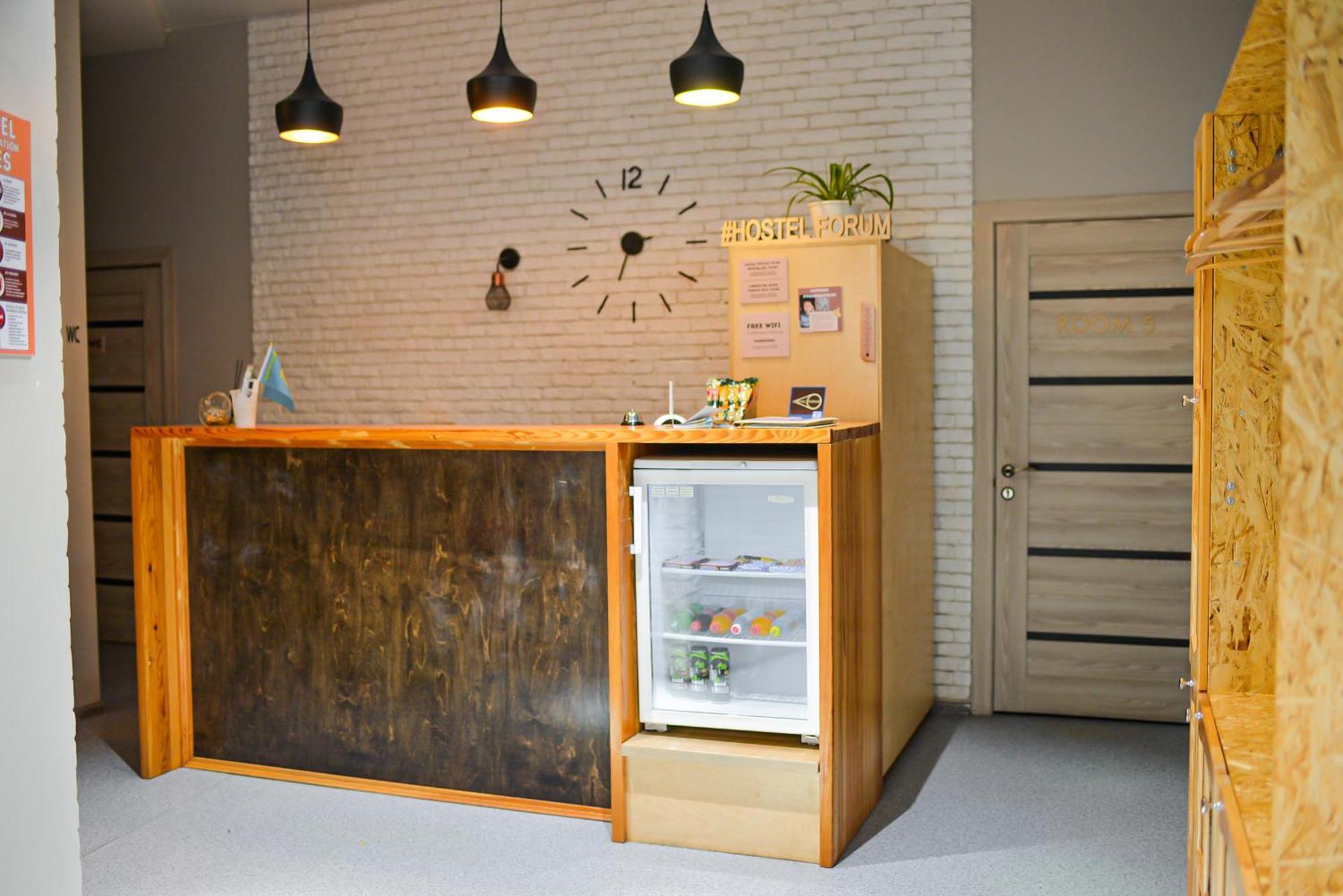 Hostel Forum 阿斯坦纳 外观 照片